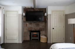 Elizabethtown House|hot tub|bbq