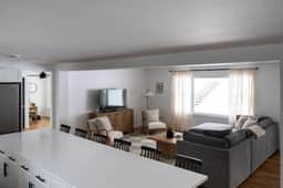Modern Rancher|Hot tub|Patio|Garage|W/D