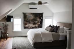 Near Spooky Nook | Sauna | Sleeps 9 | King suite